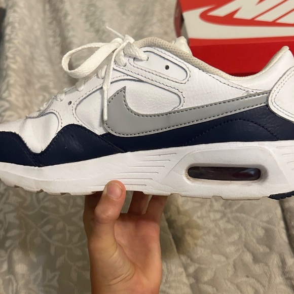Nike air maxes - Picture 5 of 7